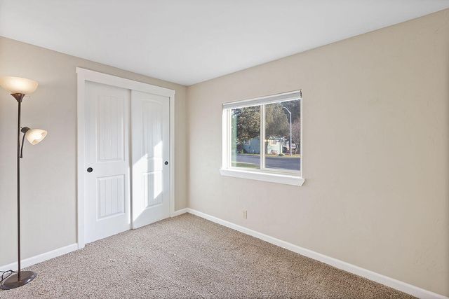 61445 SE 27th 22, Bend, OR 97702