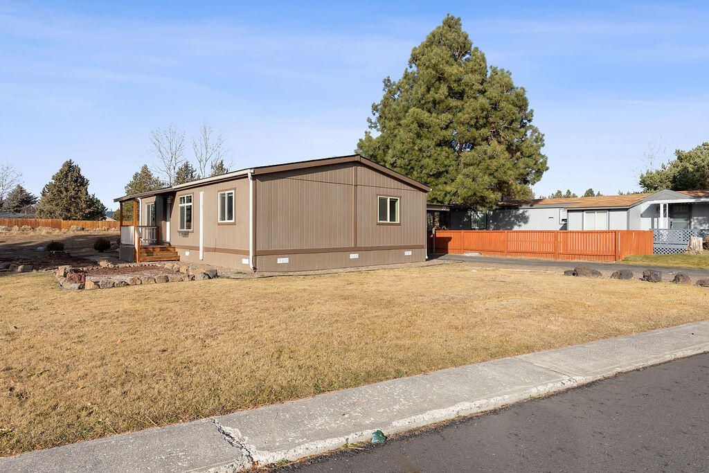 61445 SE 27th 22, Bend, OR 97702