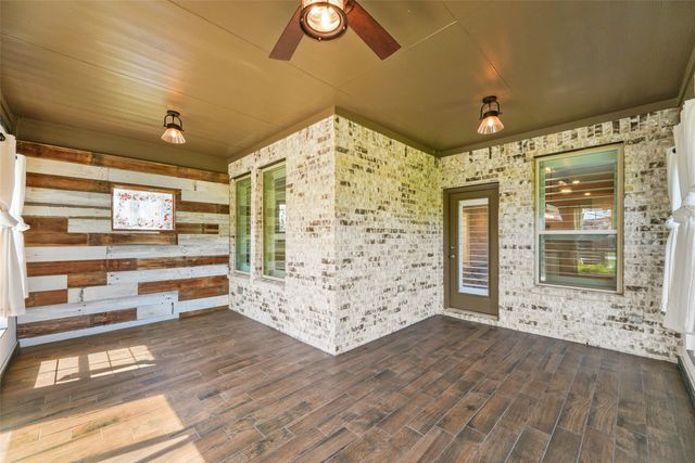 2828 Dancing Flame Drive, Denton, TX 76201