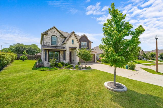2828 Dancing Flame Drive, Denton, TX 76201
