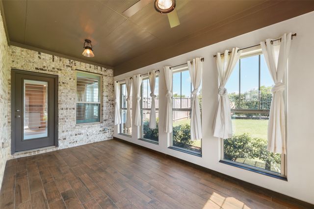 2828 Dancing Flame Drive, Denton, TX 76201