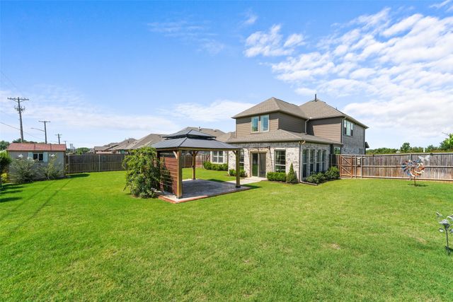 2828 Dancing Flame Drive, Denton, TX 76201