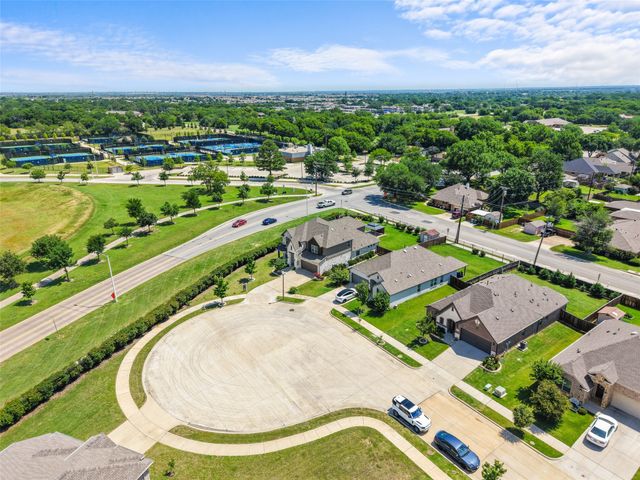 2828 Dancing Flame Drive, Denton, TX 76201