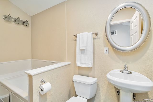 1359 GLENN DR, Canyon Lake, TX 78133