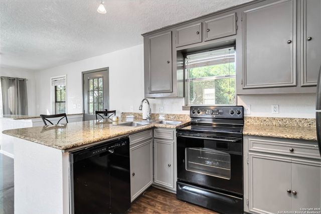 1359 GLENN DR, Canyon Lake, TX 78133