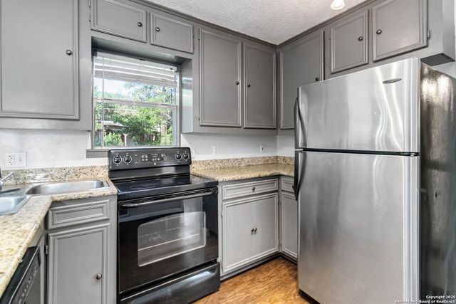 1359 GLENN DR, Canyon Lake, TX 78133