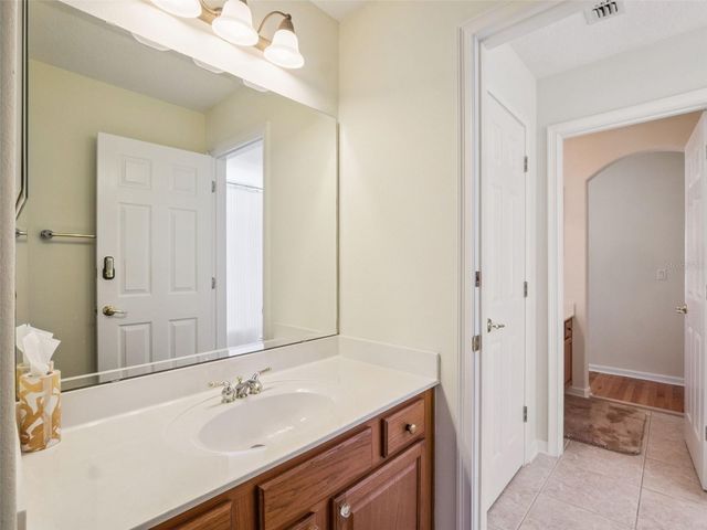 2500 SAINT IGNATIOUS COURT, Orlando, FL 32835