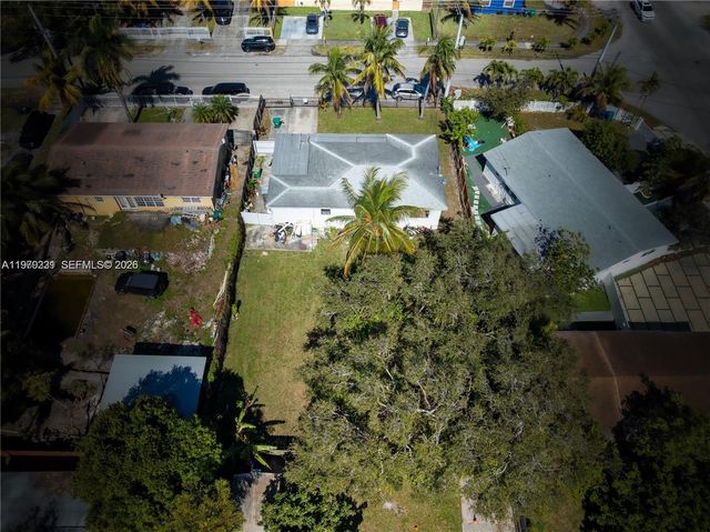 1780 NE 146th St A, Miami, FL 33181