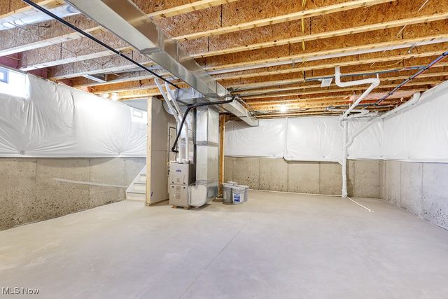 5904 Wakefield Avenue, Cleveland, OH 44102