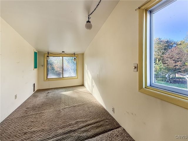 132 Van Mara Drive, Cicero, NY 13212