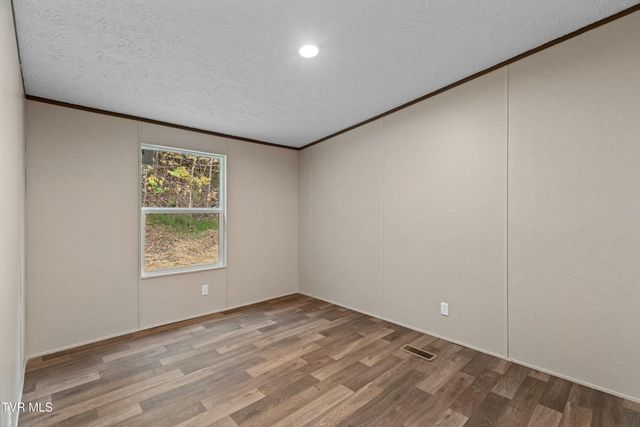 569 Bancroft Chapel Road, Kingsport, TN 37660