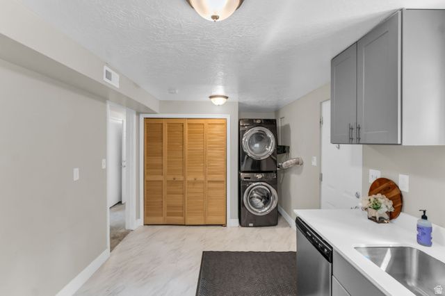 6685 S 1680 E, Cottonwood Heights, UT 84121