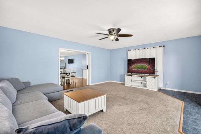 284 Cline Court, Ashville, OH 43103