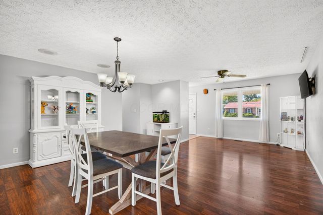 284 Cline Court, Ashville, OH 43103