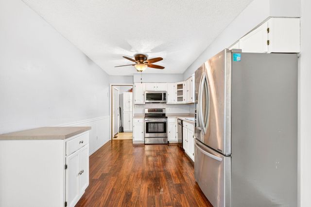 284 Cline Court, Ashville, OH 43103