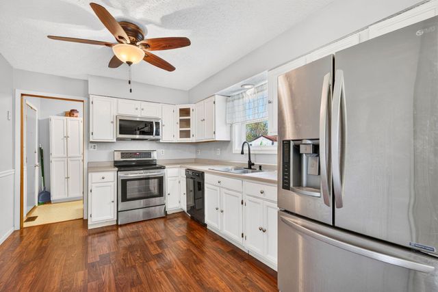 284 Cline Court, Ashville, OH 43103