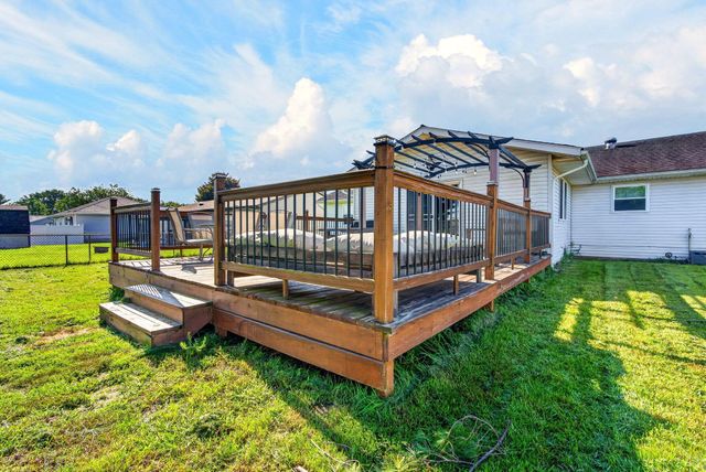 284 Cline Court, Ashville, OH 43103