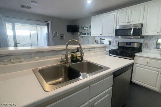 439 Dairy Creek Avenue, Las Vegas, NV 89183