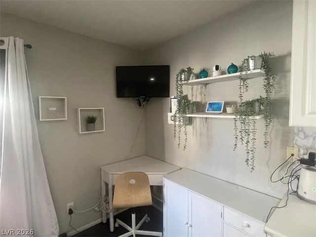 439 Dairy Creek Avenue, Las Vegas, NV 89183