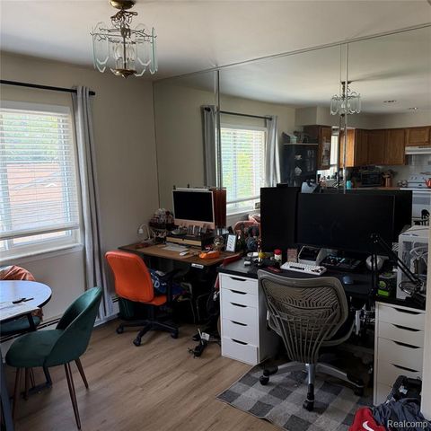 22204 E 11 Mile Road, Saint Clair Shores, MI 48081
