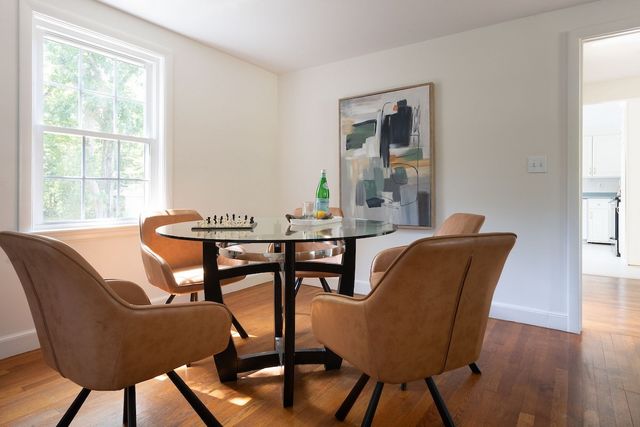 28 Middle St, Lexington, MA 02421