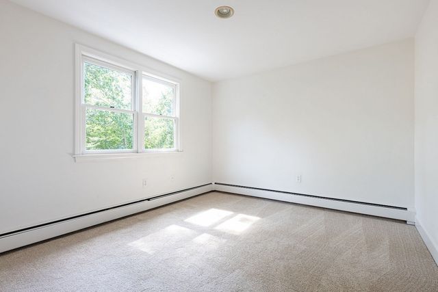 28 Middle St, Lexington, MA 02421