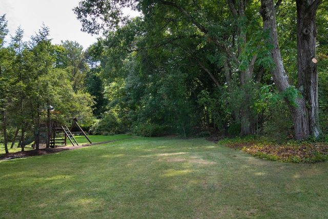 28 Middle St, Lexington, MA 02421