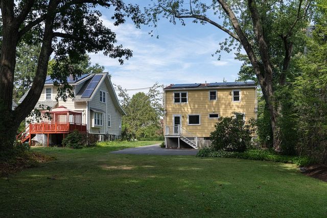 28 Middle St, Lexington, MA 02421