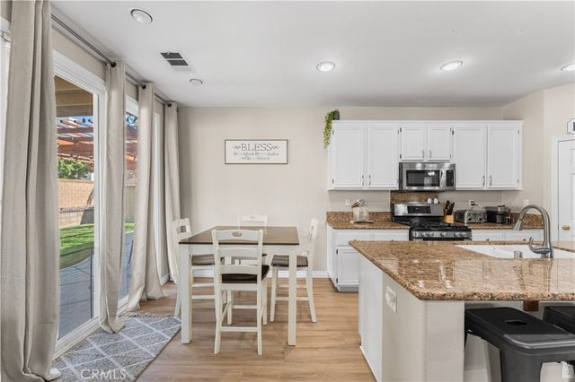 44340 46th W, Lancaster, CA 93536