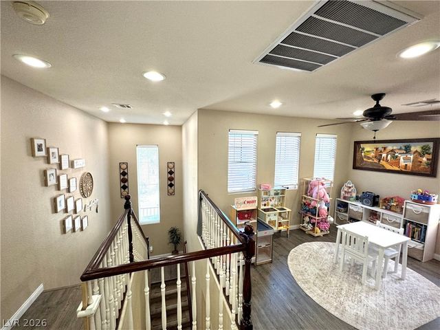 6240 Dartington Hall Street, Henderson, NV 89011