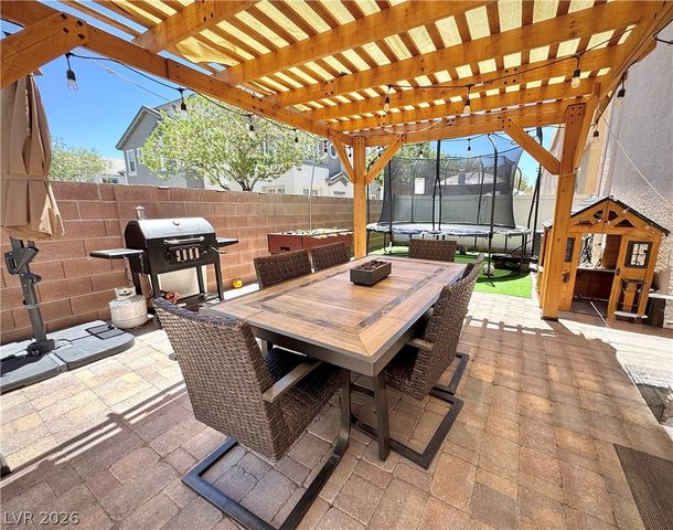 6240 Dartington Hall Street, Henderson, NV 89011