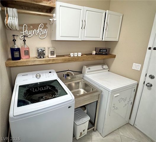 6240 Dartington Hall Street, Henderson, NV 89011