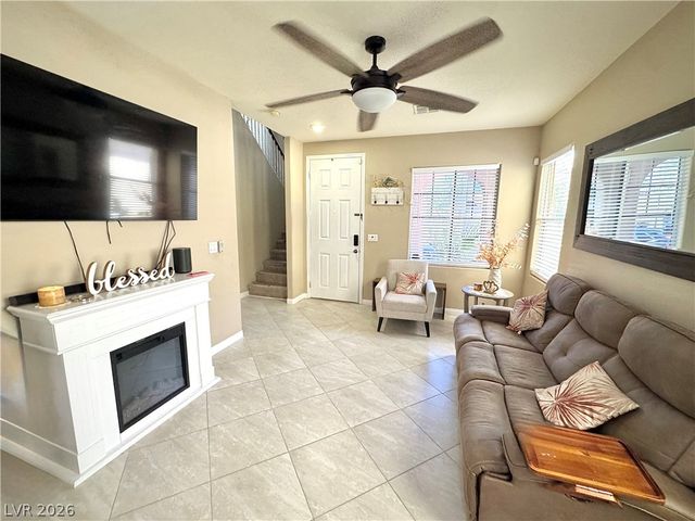 6240 Dartington Hall Street, Henderson, NV 89011