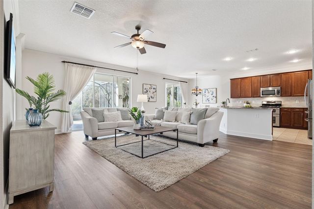 102 AVENHAM DRIVE, Deland, FL 32724