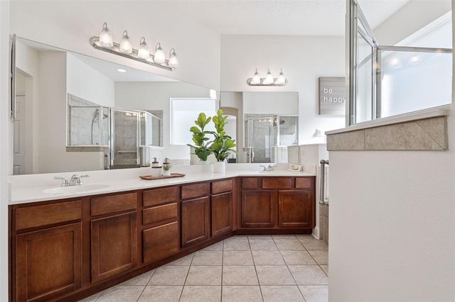 102 AVENHAM DRIVE, Deland, FL 32724