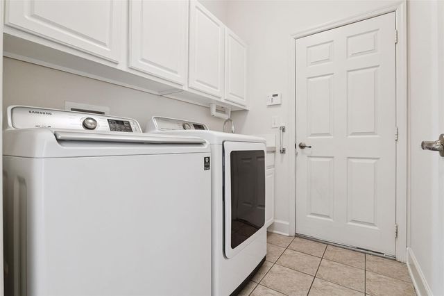 102 AVENHAM DRIVE, Deland, FL 32724