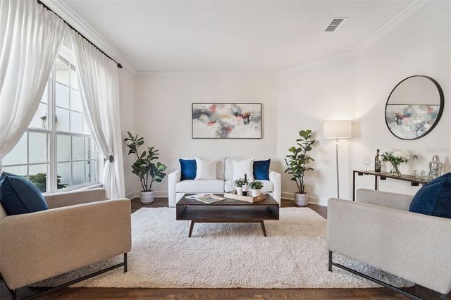 102 AVENHAM DRIVE, Deland, FL 32724