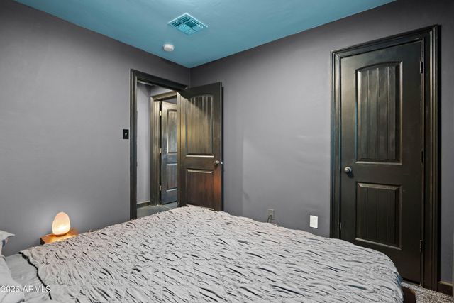 2521 N EVERGREEN Street, Phoenix, AZ 85006
