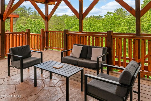 750 Bethlehem Way, Sevierville, TN 37876