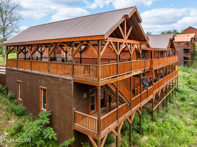 750 Bethlehem Way, Sevierville, TN 37876