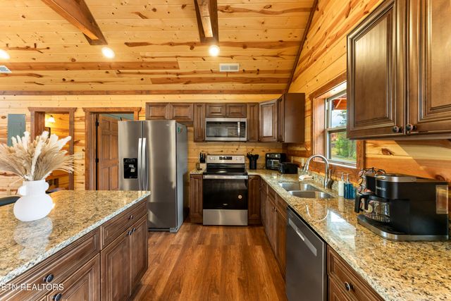 750 Bethlehem Way, Sevierville, TN 37876