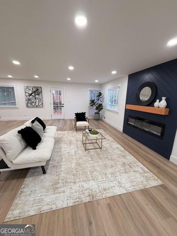 2867 Holly Oaks Drive, Marietta, GA 30062