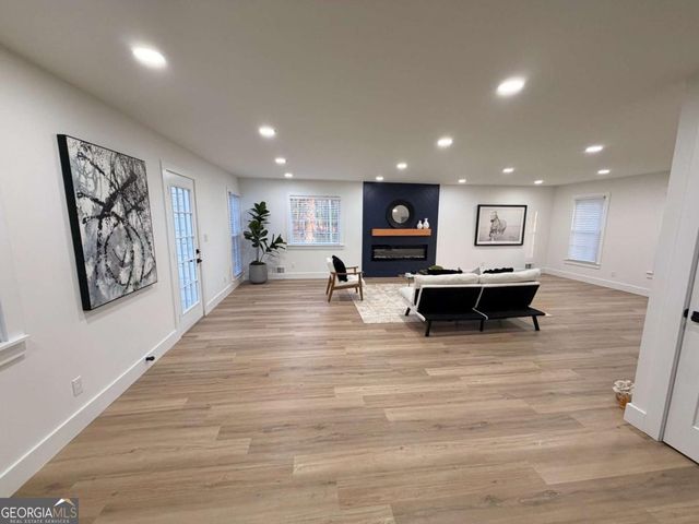 2867 Holly Oaks Drive, Marietta, GA 30062