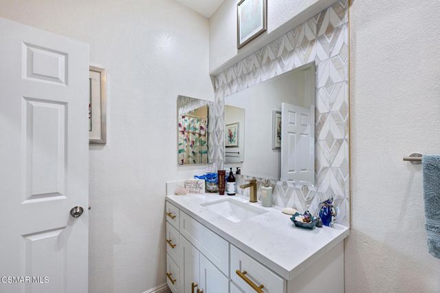 4725 Via Altamira, Newbury Park, CA 91320