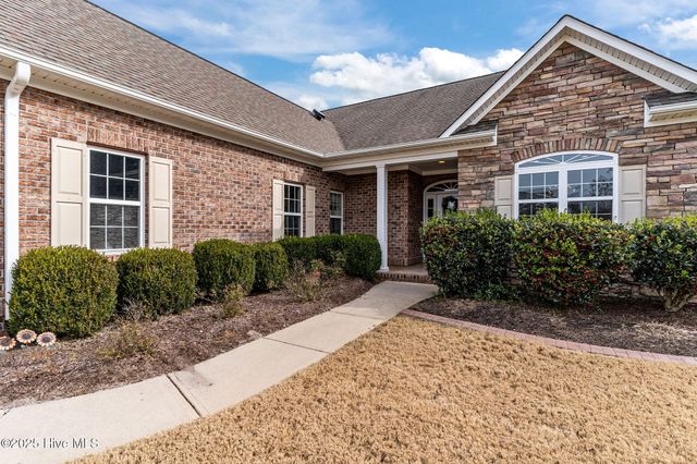 8416 Forest Crest Court, Leland, NC 28451