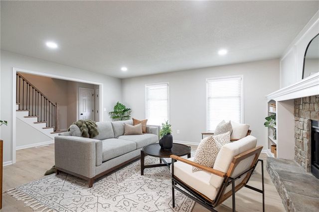 703 N SINGLETREE Street, Olathe, KS 66061