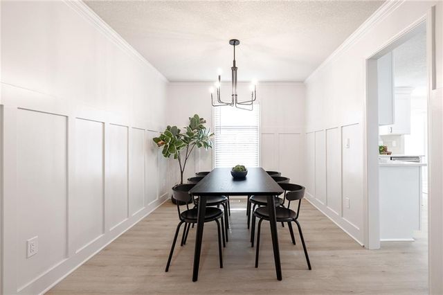 703 N SINGLETREE Street, Olathe, KS 66061