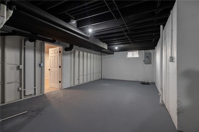 703 N SINGLETREE Street, Olathe, KS 66061