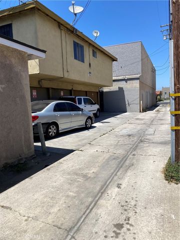 1780 Lewis, Long Beach, CA 90813