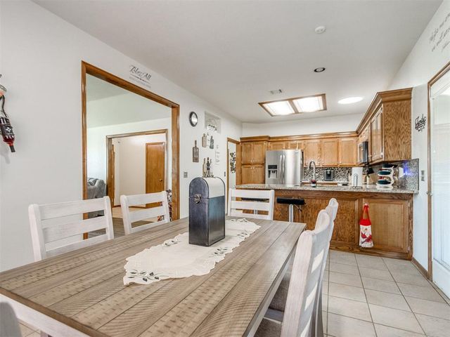 1621 SW 33rd Street, Moore, OK 73160